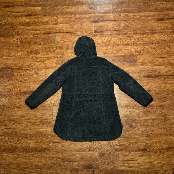 Woman’s L.L.Bean Mountain Pile Fleece Coat, size XL - Picture 7 of 14